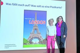 Sonja Womser, Geschäftsführerin der Dt. Alzheimer Gesellschaft, LV Bayern (l.) und Anja Wirth, Koordinatorin für Pflegeprojekte im Landratsamt Fürstenfeldbruck.