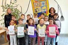 Die Buspaten der Grundschule Alling freuen sich auf ihre neue Aufgabe.