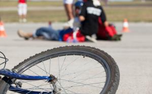  Ein 14-jähriger Radfahrer zog sich am 20. Mai bei einem Sturz erhebliche Prellungen und Schürfwunden zu.