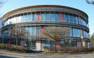 Der Haushalt des Landkreises Fürstenfeldbruck für das Haushaltsjahr 2023 wurde von der Regierung von Oberbayern mit Schreiben vom 06.03.2023 genehmigt. Die Haushaltswirtschaft ist demnach geordnet und die dauernde Leistungsfähigkeit gilt als gerade noch gesichert.