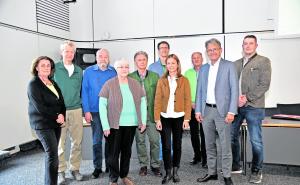 Anlässlich der konstituierenden Sitzung des Naturschutzbeirats beim Landratsamt Fürstenfeldbruck überreichte Landrat Thomas Karmasin den neuen Mitgliedern des Naturschutzbeirats die Berufungsurkunden.