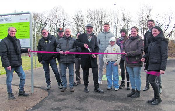Offizielle Eröffnung des neuen Pumptracks am Amperium an der Klosterstraße.