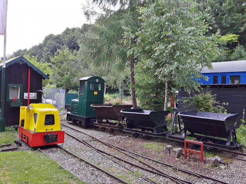 Die Wintermonate wurden wieder genutzt für die Vorbereitung der Anlage, damit am 1. Mai 2019 von 10 bis 17 Uhr im Feldbahnmuseum am Bahnhof Fürstenfeldbruck die Besucher bei der Saisoneröffnung dabei sein können.