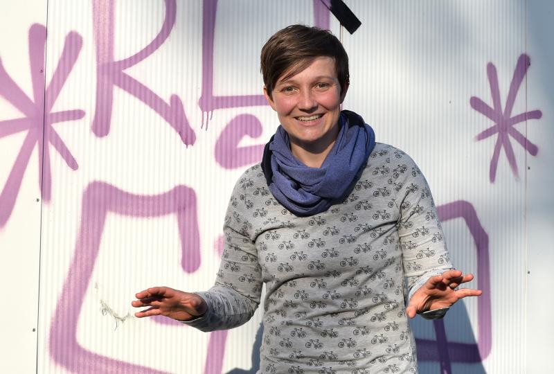 Die Fangemeinde ist riesig, auch wenn es sich vorwiegend um Insider handelt. Die Rede ist vom Poetry-Slam. Eine der erfolgreichsten Teilnehmerin im deutschsprachigen Raum ist Meike Harms aus Gilching. Beim Umwelttag am Samstag tritt sie erstmals in Gilching auf.