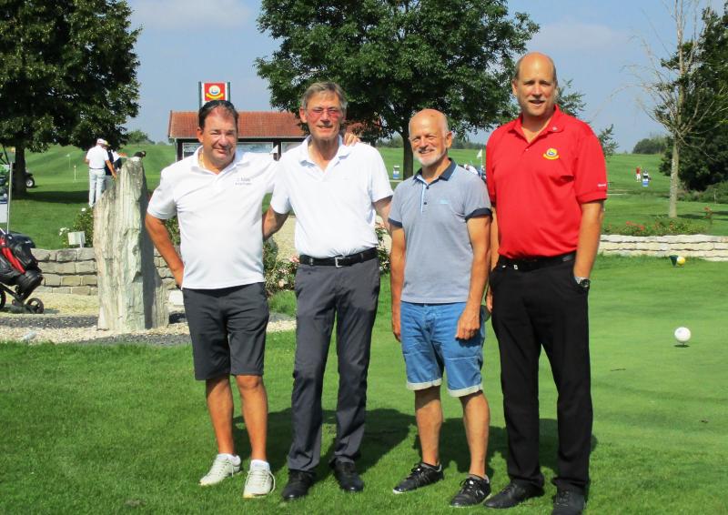 Bei schönstem Sommerwetter feierten der Lions Club Fürstenfeldbruck und das Lions Hilfswerk ihr Jubiläum: das zehnte Benefiz-Golfturnier in Folge - und das mit einer Rekordbeteiligung. 82 Golfer traten an, um zu golfen und um Gutes zu tun. 