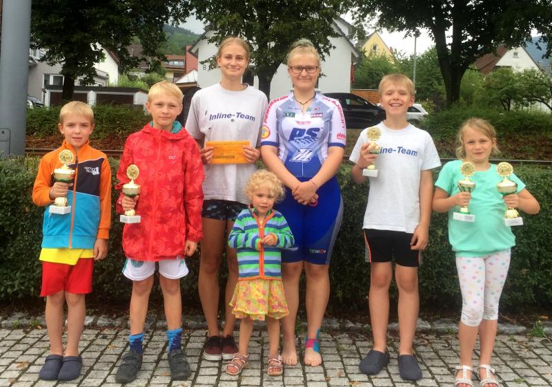 Am letzten Juliwochenende war das Inline-Rennteam des Ski-Club Fürstenfeldbruck in Unterlenningen beim Deutschen-Inline-Alpin-Cup und bei den Bayerischen Meisterschaften in Arrach vertreten. 