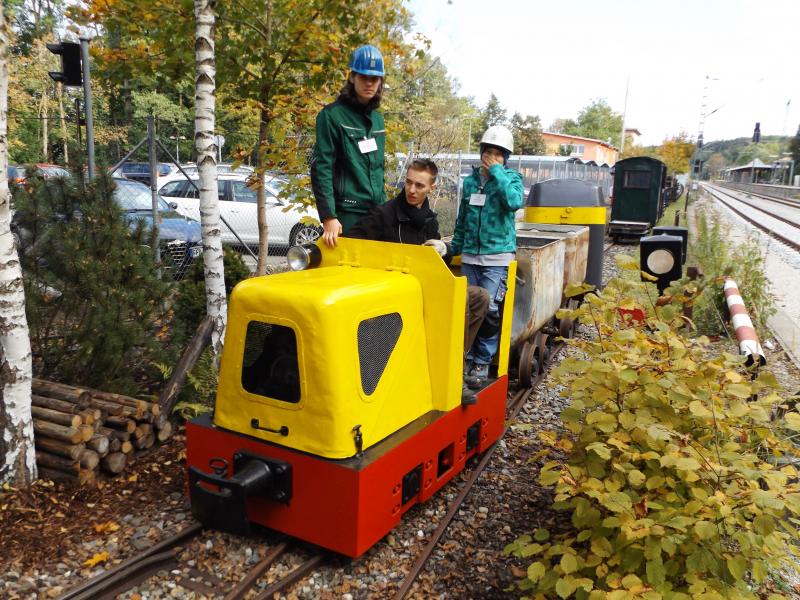 Die dritte Veranstaltung am 6. Oktober 2019 von 10 bis 17 Uhr im Feldbahnmuseum Fürstenfeldbruck am Bahnhof Fürstenfeldbruck steht wieder unter dem beliebten Motto Kohle-Bergbau in Oberbayern. 