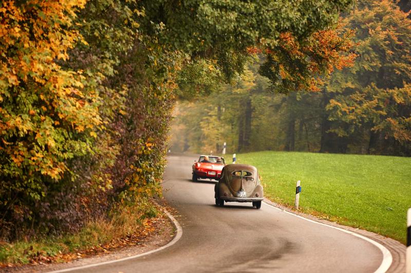 Die Oldtimer-Rallye im bayerischen Voralpenland findet am 13.10. statt, am Abend davor gibt es noch einen Night-Run.Es ist die größte Oldtimer-Tagesveranstaltung in Bayern – die 10-SEEN-CLASSIC-RALLYE – und startet traditionell am ersten Wochenende nach der Wiesn. 