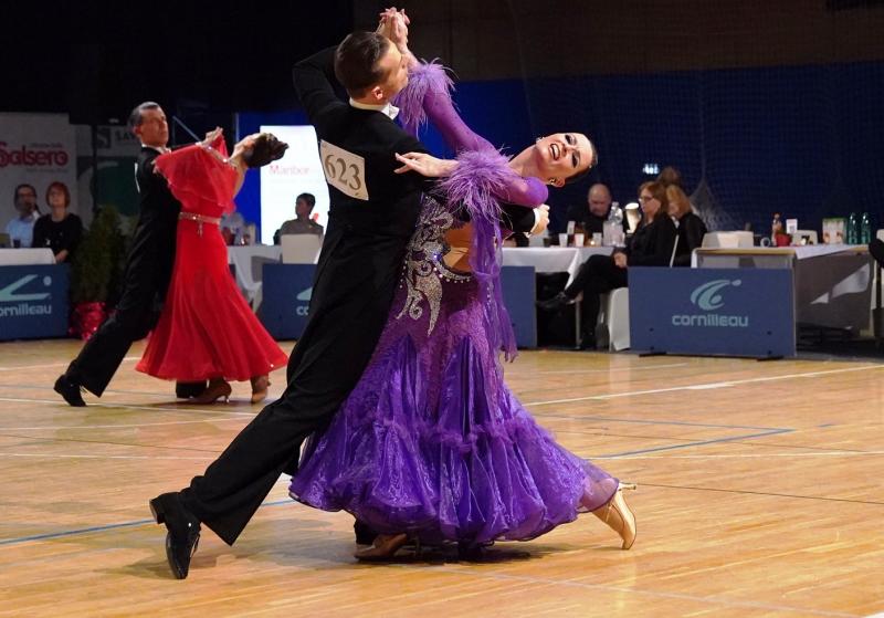 Am ersten Adventwochenende wurden in Maribor in Slowenien in den höchsten Leistungsklassen Weltranglistenturniere der WDSF (World Dance Sport Federation) in Latein und Standardtänzen ausgetragen. 