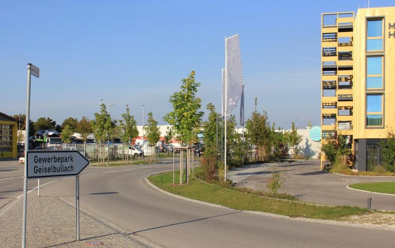 In den letzten 10 Jahren ist die Zahl der Arbeitsplätze in der Stadt um 36 % angestiegen. In absoluten Zahlen bedeutet das ein Plus von 1.429. Bürgermeister Andreas Magg zeigte sich sehr zufrieden mit dieser Entwicklung zumal Olching sogar im Vergleich zur Region München 7,0 % über deren Wachstumsrate liegt.