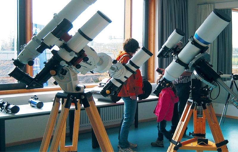 Am Freitag, 10. Januar widmet sich Astronom Dr. Michael Rappenglück in der Volkshochschule von 18.30 bis 22.15 Uhr in der Landsberger Str. 17a einem Vortrag, wie Verfinsterungen von Mond und Sonne zu Stande kommen.