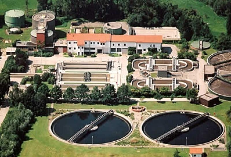 Angesichts der Coronakrise wurde durch das Klärwerk Fürstenfeldbruck ein Notfallplan erarbeitet, um den Betrieb des Kanalsystems, insbesondere der Pumpstationen und der Kläranlage, aufrecht zu erhalten.