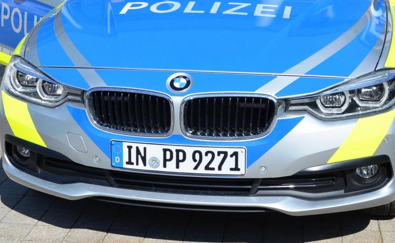 Zu einem durchaus nicht alltäglichen und ganz anderen Einsatz wegen  Bettlern, die mit einem Auto aufgetreten sind,  wurden gestern Abend mehrere Streifen der PI Germering gerufen. 