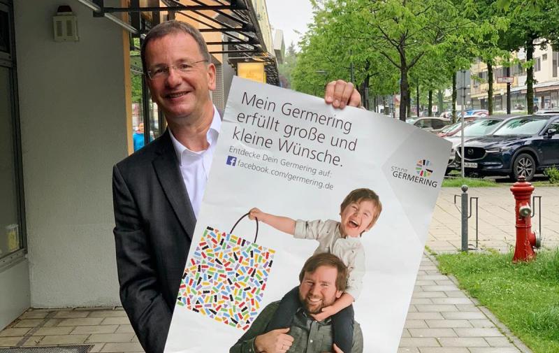 Das Foto von Oberbürgermeister Andreas Haas für diesen Wochenrückblick soll keinesfalls bedeuten, dass er in den vergangenen Tagen ausschließlich durch die Germeringer Innenstadt flaniert ist. „Nein, das Bild ist der Beleg dafür, dass der Text auf unserem Markenplakat nach wie vor stimmt“, so Haas.