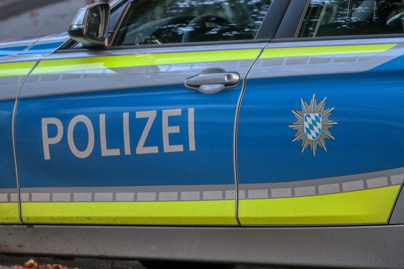 - Einen schönen Fahndungserfolg von letzter Woche möchte die Polizeiinspektion Germering der Gilchinger Bevölkerung zu Beginn der neuen Woche noch nachmelden. Wie berichtet, hatte eine 31-jährige Frau am Mittwoch, den 27.05.20 gegen 22.45 Uhr eine sehr unangenehme Begegnung mit einem sogenannten „Exer“. 