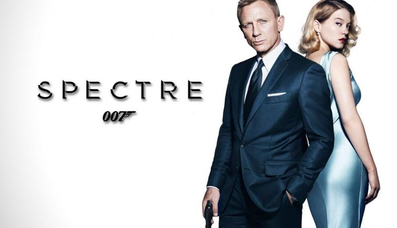 Der letzte Abend im Autokino Fürstenfeldbruck bietet ein paar besondere Highlights: ein Live-Konzert, ein erweitertes kulinarisches Angebot und natürlich einen Filmknaller - James Bond 007, Spectre. 