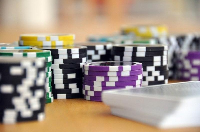 Online Casinos erfreuen sich immer größerer Beliebtheit. Ein neuer Trend ist dabei, dass man ohne Registrierung spielen kann. 