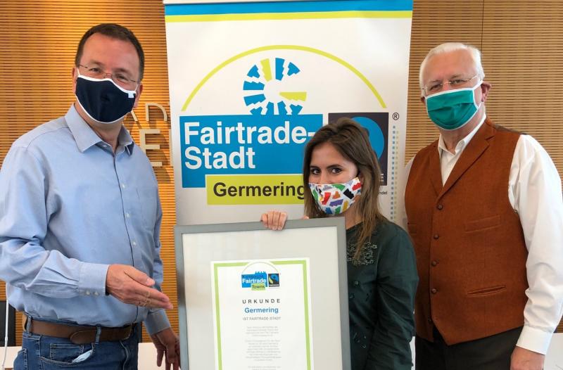 Die Stadt Germering darf sich weiterhin „Fairtrade-Stadt“ nennen! Die erstmalige Auszeichnung erfolgte im Herbst 2016 – die Stadt kann somit nicht nur ihr 4-jähriges „faires“ Jubiläum feiern, sondern bleibt weiterhin für zwei Jahre „Fairtrade-Stadt“ bis zur nächsten Titelerneuerung.