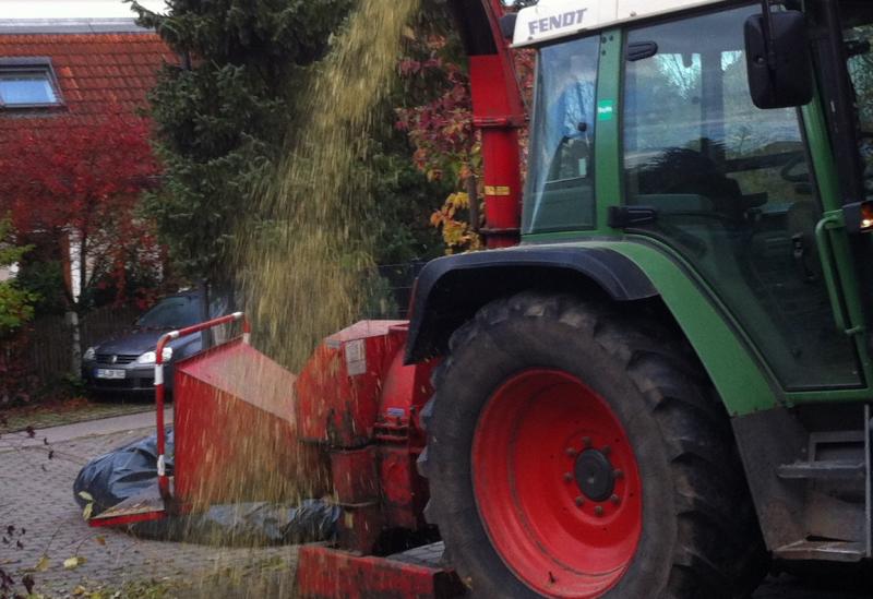 Die Stadt Puchheim bietet auch in diesem Jahr wieder einen kostenlosen Häckseldienst an. Gehäckselt wird am Freitag, 20. November. Die schriftliche Anmeldung ist bis Montag, 16. November, möglich.