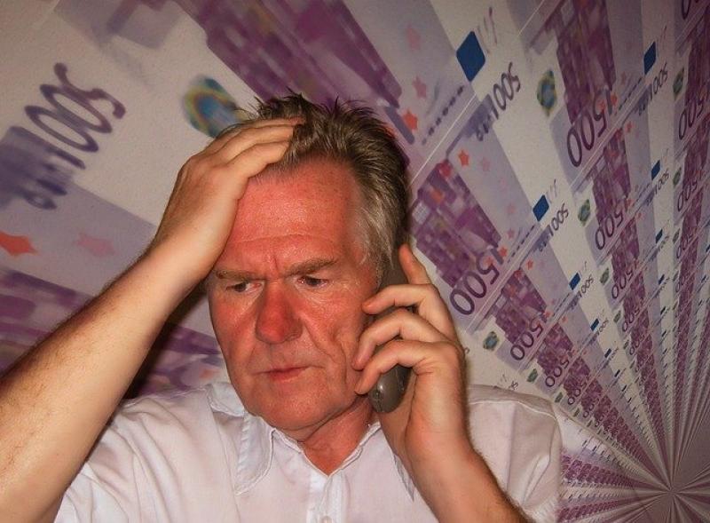 Die AOK in Fürstenfeldbruck warnt vor betrügerischen Anrufern. Die geben sich als AOK-Mitarbeiter aus und versuchen an die Bankdaten ihrer Gesprächspartner zu kommen. 