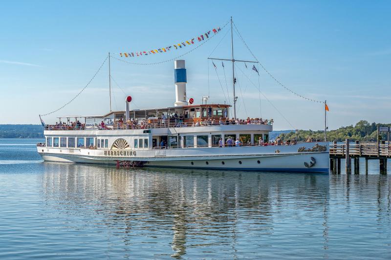  Aufgrund der niedrigen Inzidenzwerte heißt es für die Schifffahrten Ammersee und Starnberger See ab heute wieder "Leinen los". 