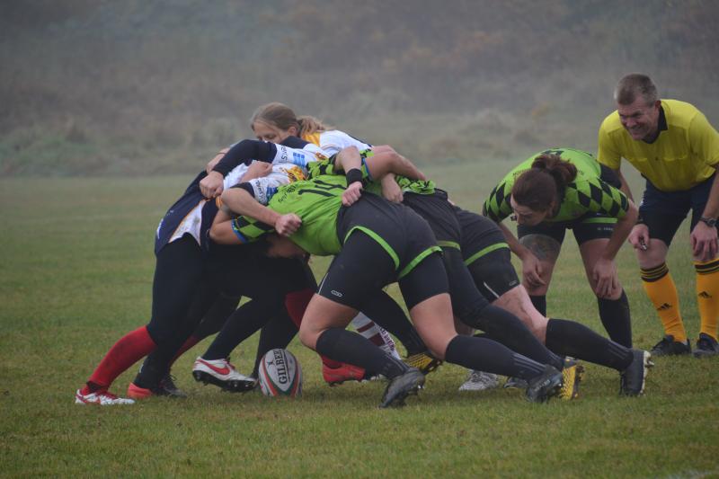 Am Samstag haben die Brucker Rugbydamen ihr letztes Turnier in 2021 auf dem Augsburger Platz erfolgreich beendet.