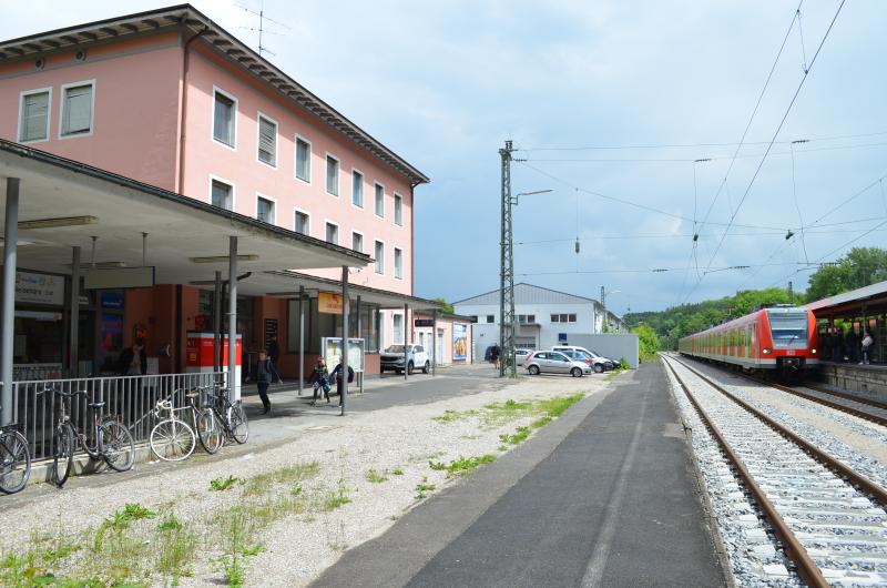 Am 12. Dezember findet der alljährliche europäische Fahrplanwechsel statt, so auch im bayerischen Regional- und S-Bahn-Verkehr, den die Bayerische Eisenbahngesellschaft (BEG) im Auftrag des Freistaats plant, finanziert und kontrolliert.