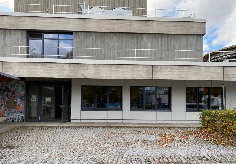 Der Umbau der Interimsräume für die Kfz-Zulassungs- und Fahrerlaubnisbehörde ist bereits in vollem Gange. Die in die Jahre gekommenen Räumlichkeiten wurden bereits größtenteils entkernt.