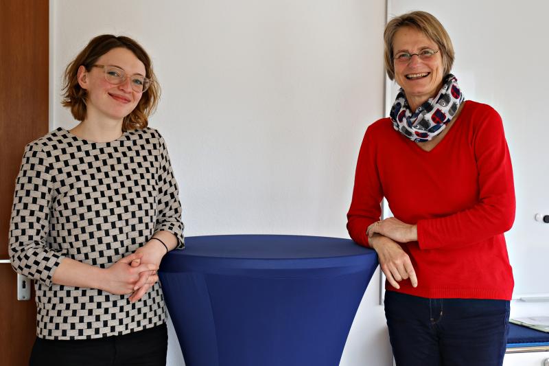 Die Bürgerstiftung für den Landkreis Fürstenfeldbruck unterstützt im Landkreis Initiativen aus den unterschiedlichsten Bereichen – beispielhaft ist eins der Förderprojekte aus dem letzten Jahr: Studentin Mareike Freysoldt, ehemalige Schülerin am Brucker Viscardi-Gymnasium, hat für ihre Masterarbeit über die Zeit des Nationalsozialismus in Fürstenfeldbruck den Audiowalk „Hier. FFB 1933 – 1945“ erstellt.