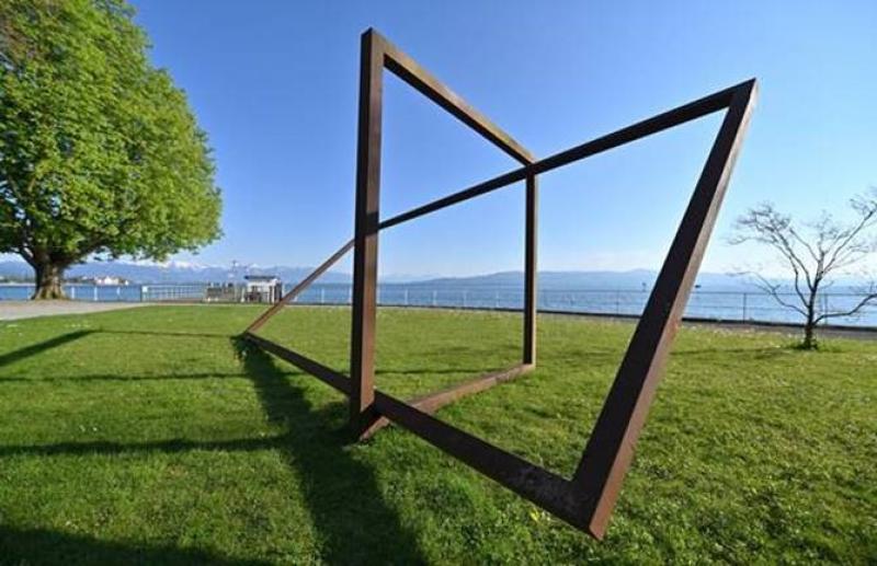 Großartige Kunst am See, rund um das Hotel Bad Schachen, ist zu bewundern anlässlich eines mit Sicherheit lohnenswerten Kurzurlaubs in Lindau am Bodensee und Umgebung.