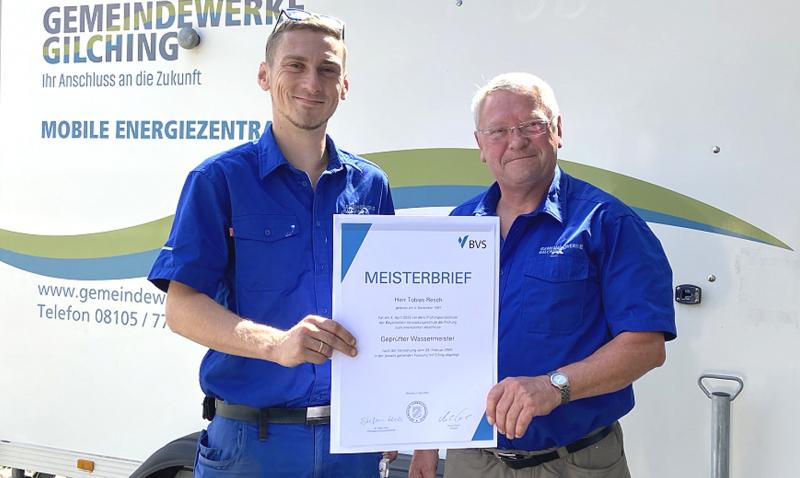 Während viele Unternehmen verzweifelt auf Mitarbeiter-Suche sind, explizit auch auf der Suche nach engagiertem Nachwuchs, schätzt sich Albert Pfannes nach eigenen Worten glücklich.