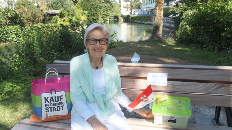 Antonie Ochmann ist mit Sicherheit Brucks aktivste Seniorin. Die sage und schreibe 96-Jährige ist geistig topfit, lässt bis heute keine Kunstausstellung im Museum aus und zeigt an allen Aktionen in ihrer Heimatstadt reges Interesse. 