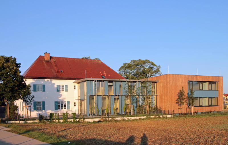 Das Projekt „well-done – Gute Beispiele zum klimaangepassten Bauen“ hat 19 Gebäude in Deutschland ausgewählt, die besonders klimafreundlich sind. 