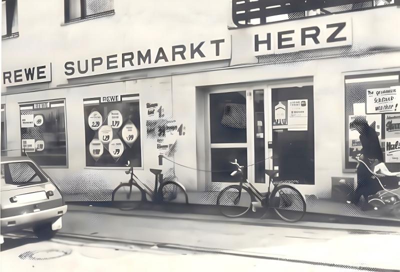 Die Welt verändert sich und mit ihr auch das Einkaufsverhalten der Menschen. Da grenzt es fast schon an ein Wunder, dass es in Gilching noch ein einziges Geschäft gibt, das seit nunmehr 62 Jahren an gleicher Stelle, wenn auch unter wechselnden Namen, die Kunden mit Lebensmitteln und mehr versorgt.      