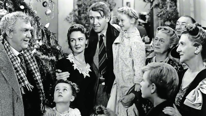 Mit gleich drei Filmbeiträgen will man im Lichtspielhaus, Maisacher Straße 7, Kino-Freunden oder Unentschlossenen, was die Gestaltung der Feiertage betrifft, zu Weihnachten etwas ganz Besonderes bieten.