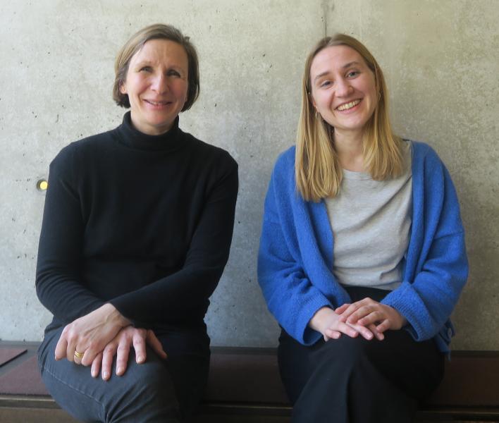 – Im Museum Fürstenfeld waren jetzt Rück- und Ausblick auf das alte und neue Jahr verbunden mit der Vorstellung der beiden neuen Museumsleiterinnen, Dr. Caroline Sternberg (links) und ihrer Stellvertreterin Edigna Hillebrand (rechts).