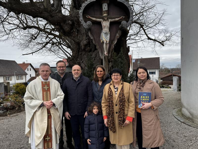 Am Festgottesdienst anlässlich des Gedenktages der seligen Edigna, den Pfarrer Otto Gäng zelebrierte, nahm der neue Generalkonsul der Ukraine Yurii Nykytiuk teil. Im Gottesdienst wurde besonders für die Menschen in der Ukraine und für die Ukraine gebetet.