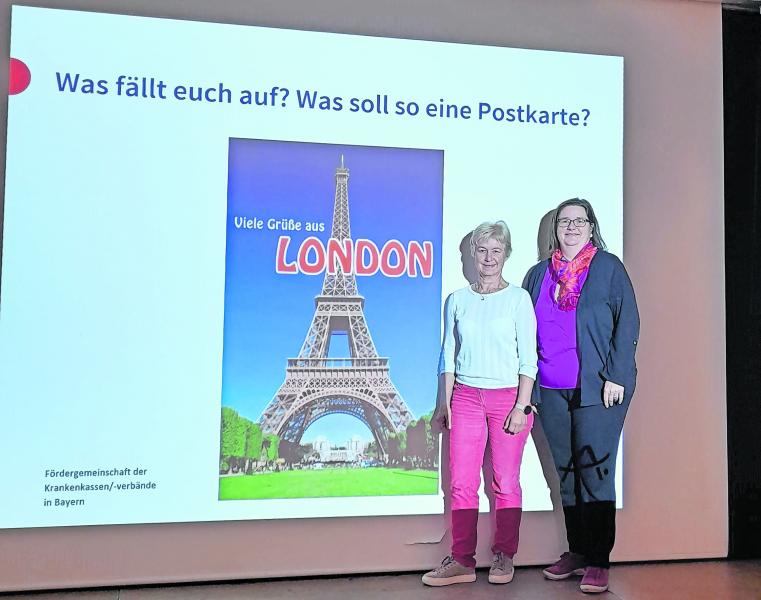Sonja Womser, Geschäftsführerin der Dt. Alzheimer Gesellschaft, LV Bayern (l.) und Anja Wirth, Koordinatorin für Pflegeprojekte im Landratsamt Fürstenfeldbruck.