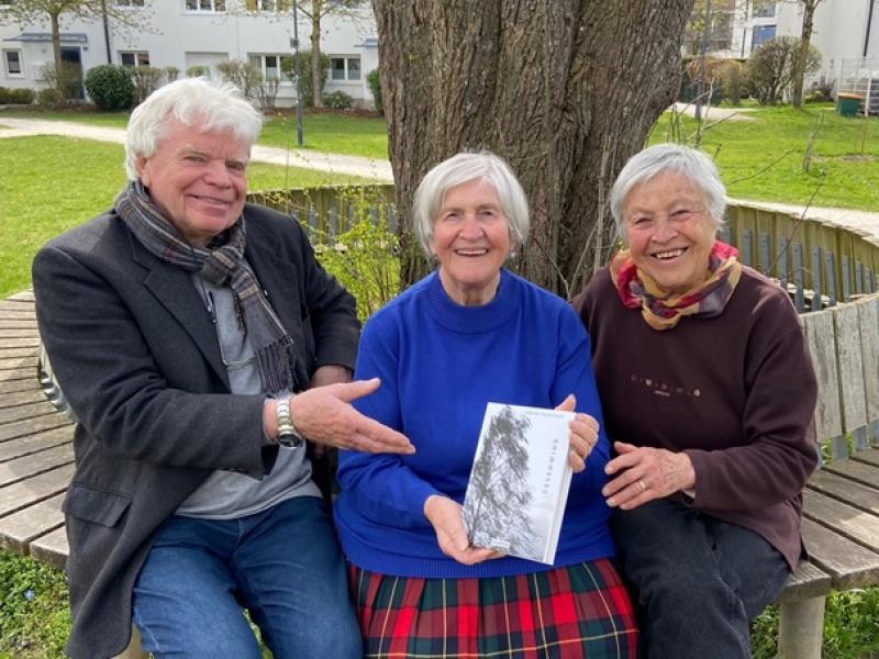 Gabriele Taubenhuber fing vor drei Jahren an, Bücher zu schreiben. Ihr neuestes und vierte Werk in Folge trägt den Titel „Gegenwind“ und wird am 18. April im „Cafè Andechs“ im Betreuten Wohnen vorgestellt.