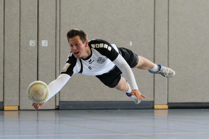 Mißglückter Start der Faustballer Faustballer des TSV Unterpfaffenhofen