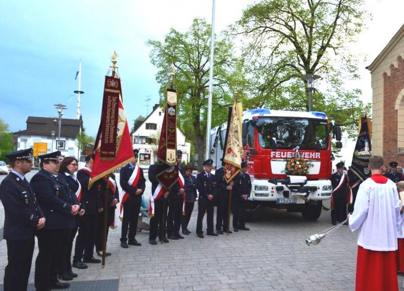 Festwochenende bei der Olchinger Feuerwehr Amper Kurier Festwochenende bei der Olchinger Feuerwehr Amper Kurier
