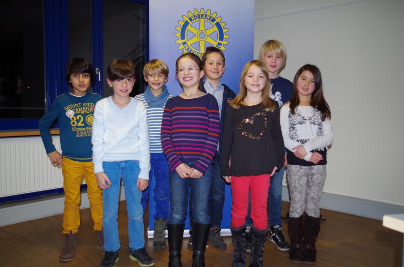 Freude am Lesen: die Teilnehmer am Rotary-Lesewettbewerb. Zweiter von rechts: Sieger Tim Bock.