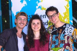 Im März letzten Jahres wurde das neue Gröbenzeller Fairtrade Video mit dem Song „Small Talk“ veröffentlicht. Drei Tänzer und Musiker aus Deutschland und Holland hatten das Projekt gemeinsam mit der Fairtrade Gemeinde Gröbenzell auf den Weg gebracht.