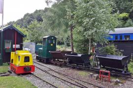 Die Wintermonate wurden wieder genutzt für die Vorbereitung der Anlage, damit am 1. Mai 2019 von 10 bis 17 Uhr im Feldbahnmuseum am Bahnhof Fürstenfeldbruck die Besucher bei der Saisoneröffnung dabei sein können. 