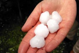 Heftige Unwetter erreichten am Montagnachmittag wie durch die Wetterdienste bereits vorhergesagt auch den Zuständigkeitsbereich des Polizeipräsidiums Oberbayern Nord.