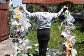 Auch dieses Jahr versammeln sich wieder junge, engagierte Landkreisbürger als KONVOLUT im Rahmen der Brucker Kulturnacht am kommenden Samstag, 29. Juni am Niederbronner Platz und verwandeln diesen in eine kreative Arena aus Kunst, Kultur und Natur.