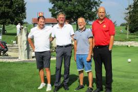 Bei schönstem Sommerwetter feierten der Lions Club Fürstenfeldbruck und das Lions Hilfswerk ihr Jubiläum: das zehnte Benefiz-Golfturnier in Folge - und das mit einer Rekordbeteiligung. 82 Golfer traten an, um zu golfen und um Gutes zu tun. 