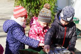 Wenn im Kindergarten eine Werkbank für den Kreativraum fehlt oder für das neue Gartenprojekt Hochbeete und Pflanzen angeschafft werden sollen, hilft der Gröbenzell Fonds mit Fördermitteln. 