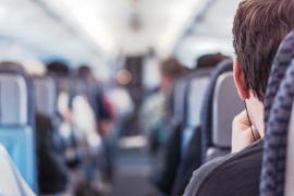 Mit zunehmend überfüllten Straßen weichen in München und der Region immer mehr Menschen auf den öffentlichen Nahverkehr aus. Die wichtigsten Strecken im Großraum werden dabei von der S-Bahn befahren, die zuletzt wieder zusätzliche Taktverstärkerzüge im Berufsverkehr einsetzte. Zufrieden ist mit dem Produkt dennoch kaum jemand, was neben der Pünktlichkeit vor allem an der nicht mehr zeitgemäßen Ausstattung der Züge. Wie sieht sie also aus, die S-Bahn der Zukunft?