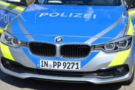 Nicht zum ersten Mal kam es auf der Germeringer Spange an der Kreuzung auf Höhe der A 96 zu einem sogenannten Abbiegeunfall bei der Auffahrt zur Autobahn, bei dem der auffahrende Autofahrer den Gegenverkehr übersehen hatte.